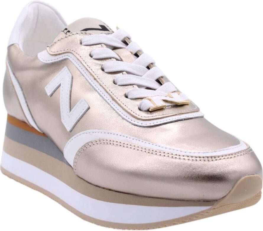 Nathan Baume Sneaker Goud