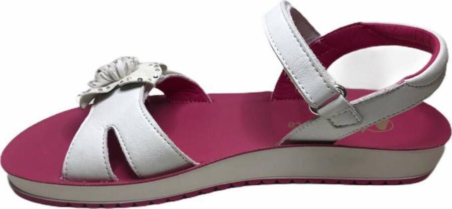 Naturino velcro bloemen sandalen 6005 gebroken wit