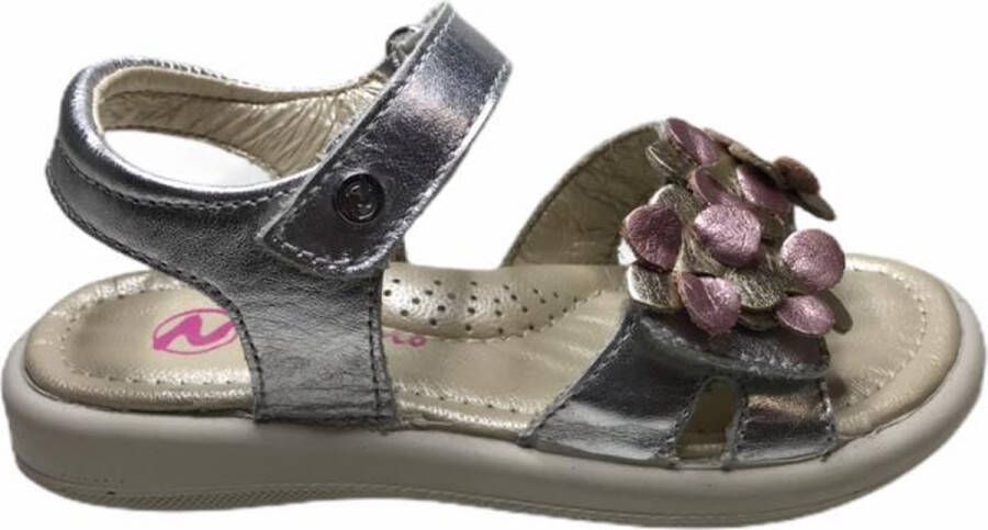 Naturino velcro bloemen sandalen 6043 silver