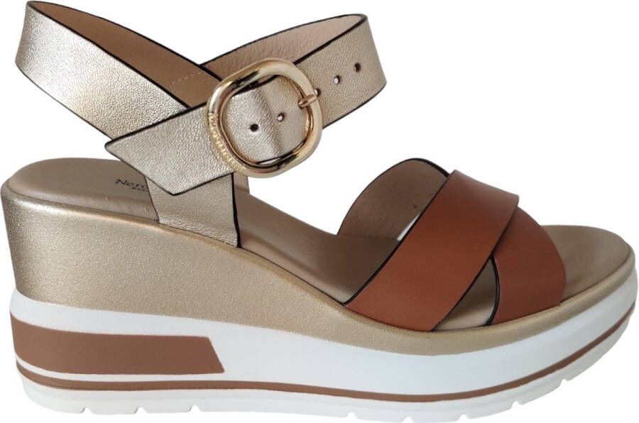 Nerogiardini Bruin Leren Sandalen Stijlvol Comfortabel Ontwerp Multicolor Dames