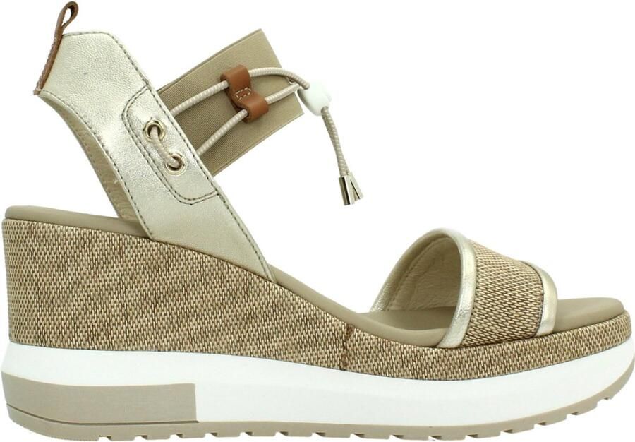 Nero Giardini E616050D Goud