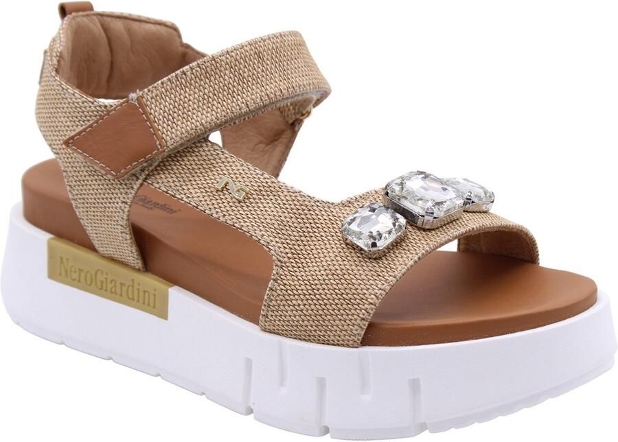 NeroGiardini Sandalen met sleehak E617061D-420