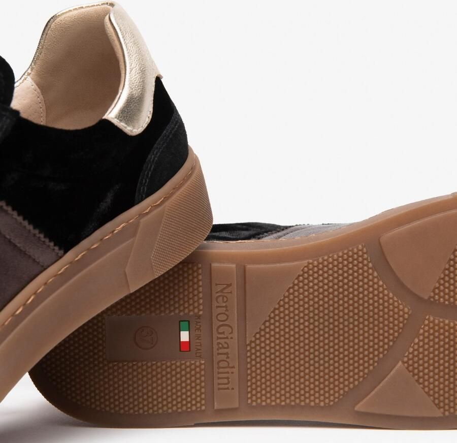 NeroGiardini Sneaker Arold Velo Zwart T.Minnesota Zwart 106 Etoile Bourgogne Fashion Wear Vrouwen