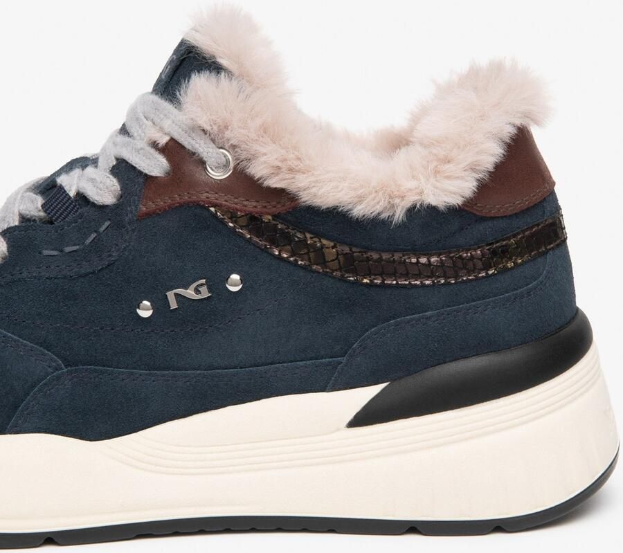 NeroGiardini Sneaker Velour 225 Kenia Bordo' Turandot Potting Soi Pu.Bi Fashion Wear Vrouwen