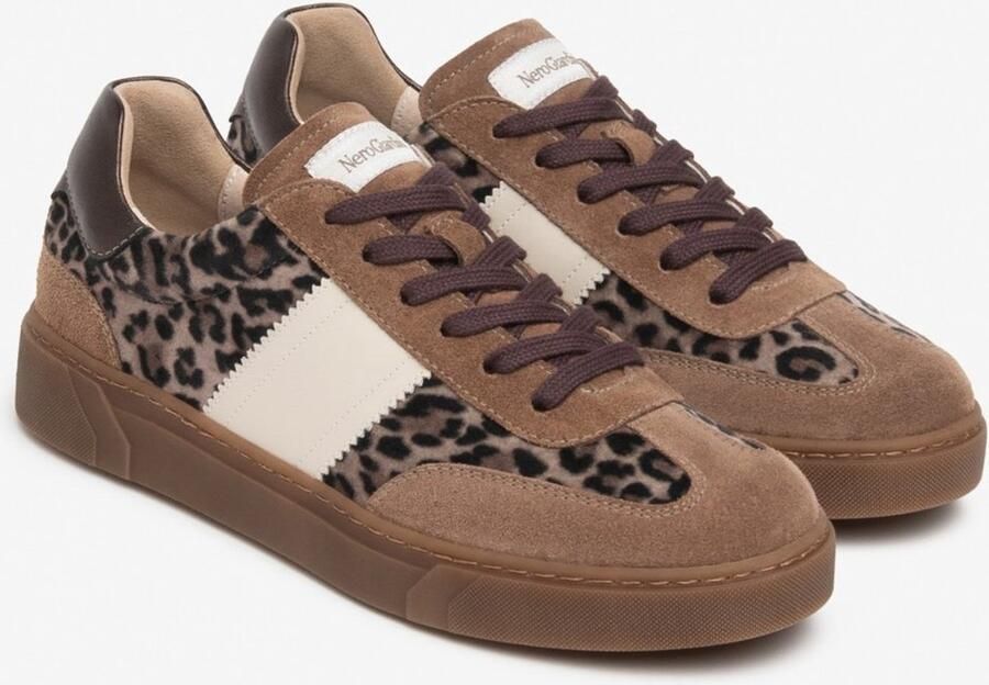 NeroGiardini Sneaker Velour T.Pluvia Dis.1348 Be Velvet Melk 1039 Etoil Fashion Wear Vrouwen