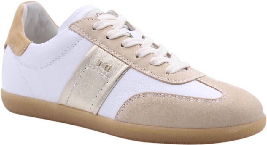 Nerogiardini Witte en beige leren sneakers met gouden metallic details