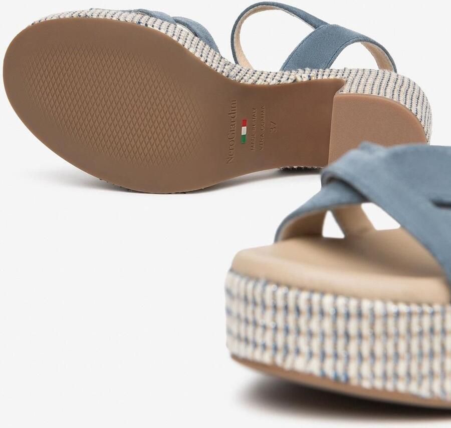 NeroGiardini 16070 jeans daim haksandaal met plateau Bonne Shoe