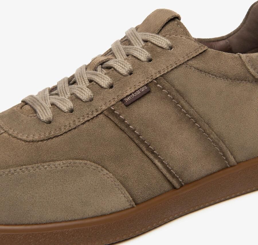 NeroGiardini Arold Tr Pejo Berry42 Nico Sneakers Fashion Wear Volwassen