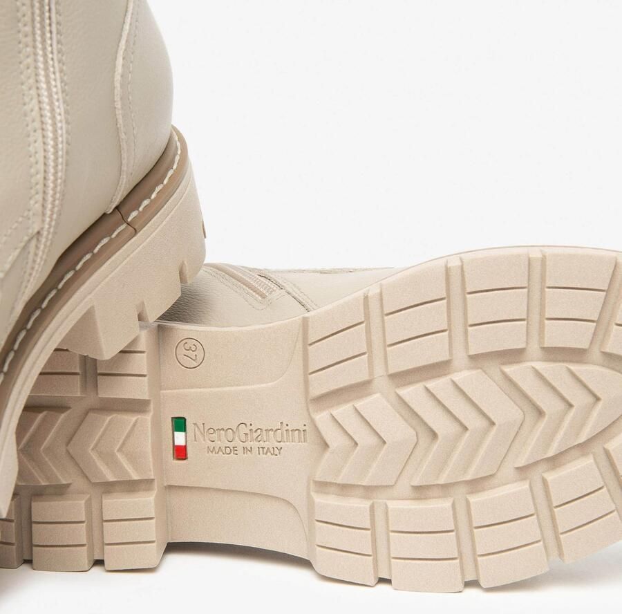 NeroGiardini Arold Laarzen Col. Clay Eva Urbana Taupe 6 Fashion Wear Vrouwen