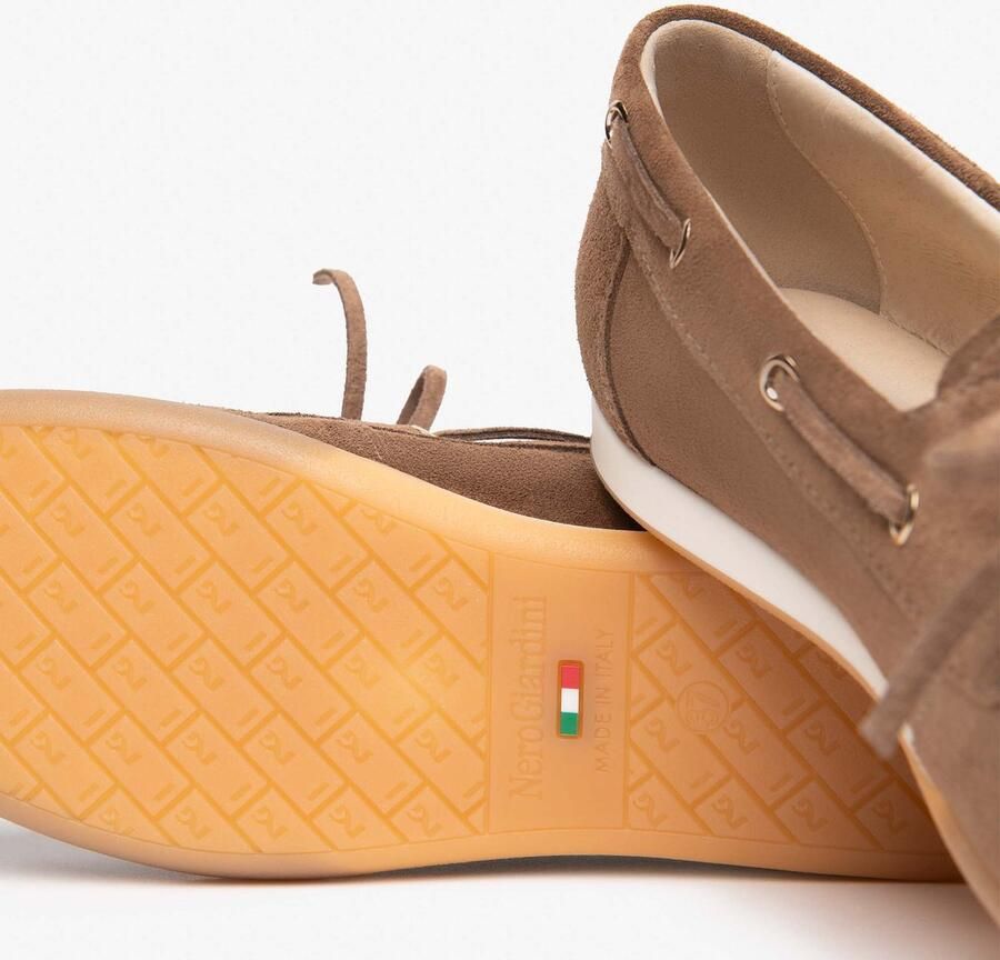 NeroGiardini Elegante Schoen Velour Tr Dogna Ambra Avori Fashion Wear Vrouwen