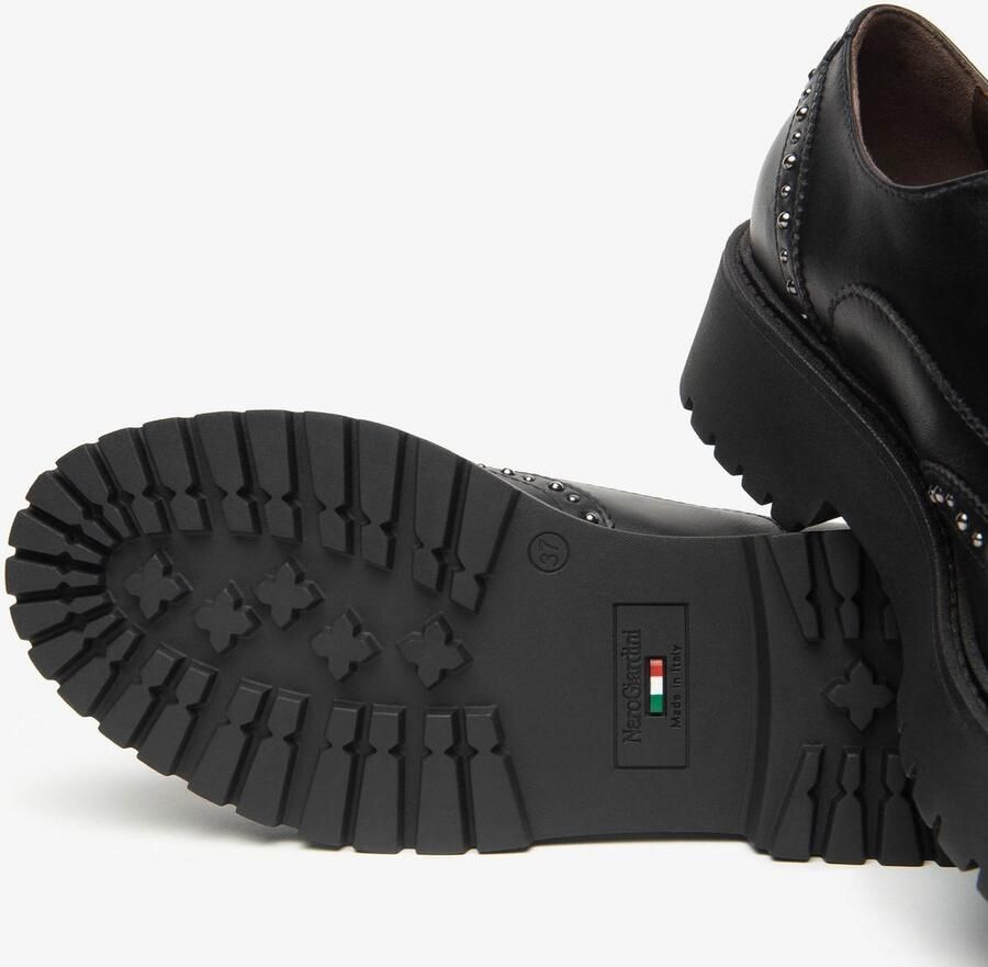 NeroGiardini Elegante Schoenen Zwarte Handschoen Tr Taverna 7724 Light Streetwear Vrouwen