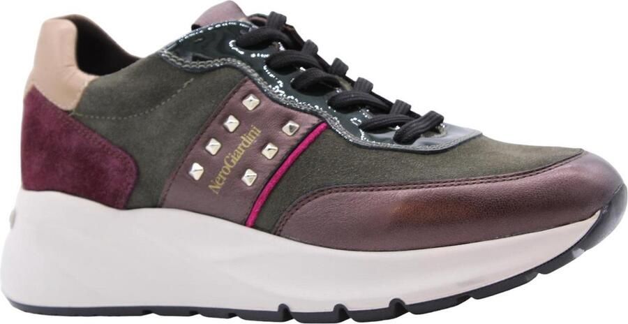 NeroGiardini Sneaker Etoile Colorado Bosco Vernice Abete 59472 Nappa Pa Fashion Wear Vrouwen