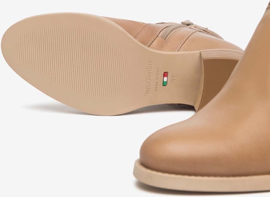 NeroGiardini Laarzen Elba Tr Brescia 894 Natur Fashion Wear Vrouwen
