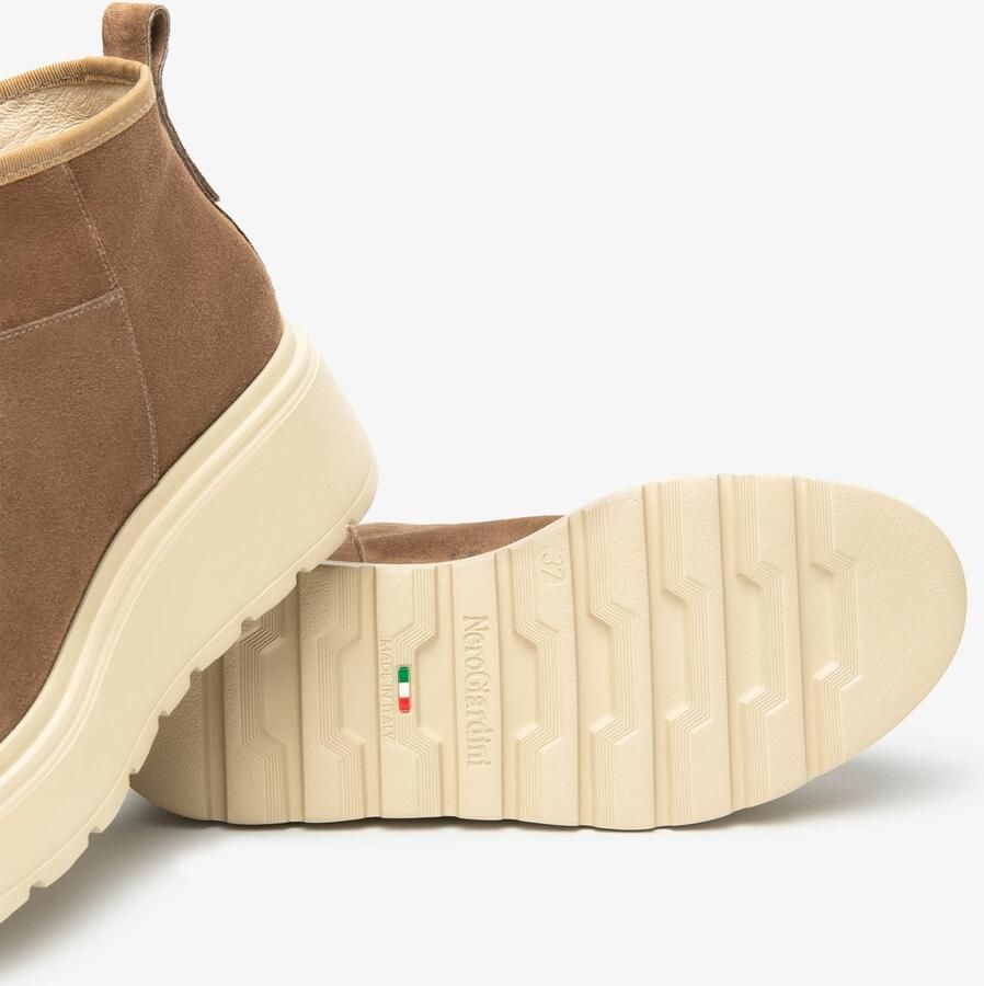 NeroGiardini Laarzen Velours Eva Gorga Crème + Ba Streetwear Vrouwen