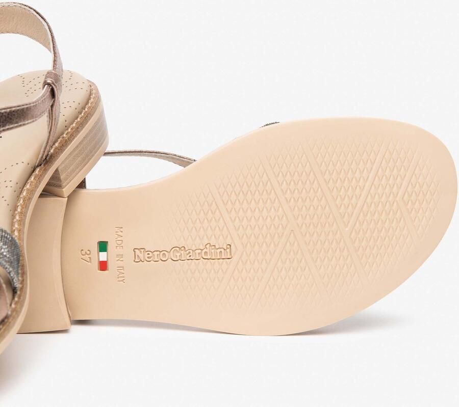 NeroGiardini Sandaal T.Aida Leo+Iri T.Notturno Rame 639 Rocher Biscotto Fashion Wear Vrouwen