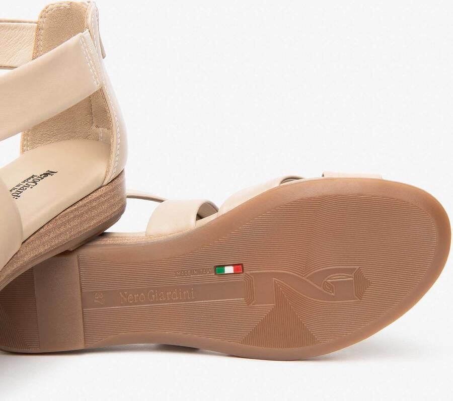 NeroGiardini Sandaal Tamigi Tr Vieste 415 Ambra Fashion Wear Vrouwen