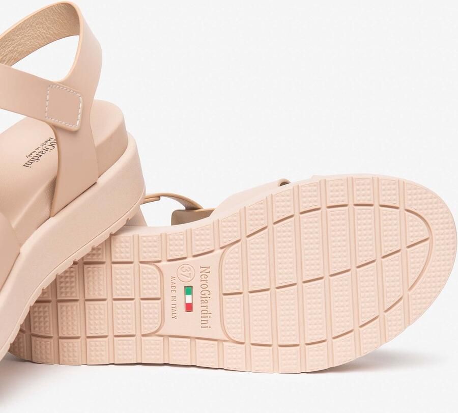 NeroGiardini Sandalen Armenia Tr Pamplona 9681 003 Fashion Wear Vrouwen