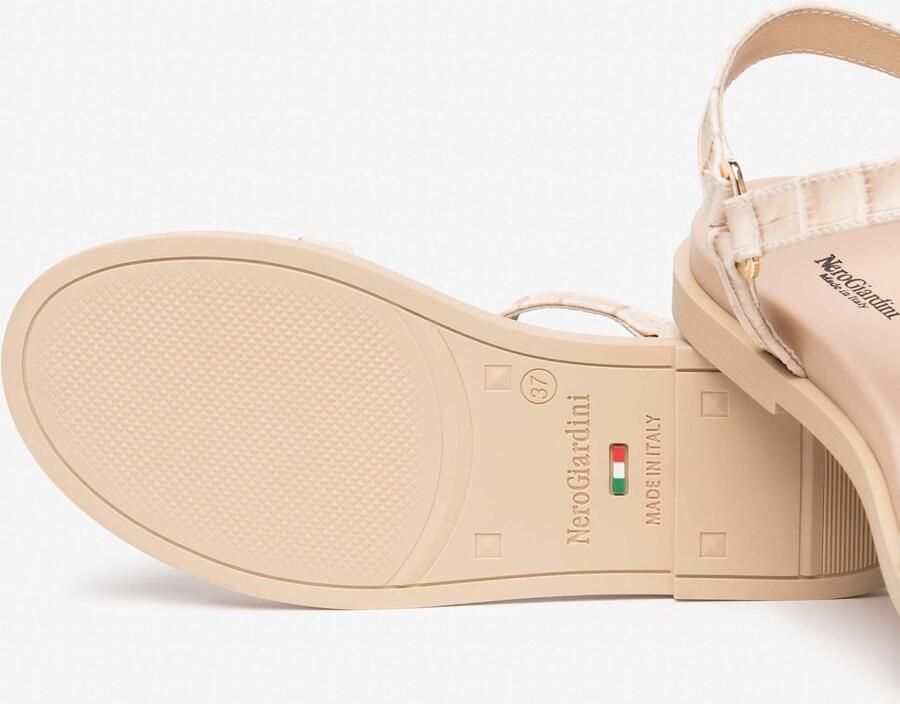 NeroGiardini Sandalen Dakar Tr Terralba 7956 Nat Fashion Wear Vrouwen