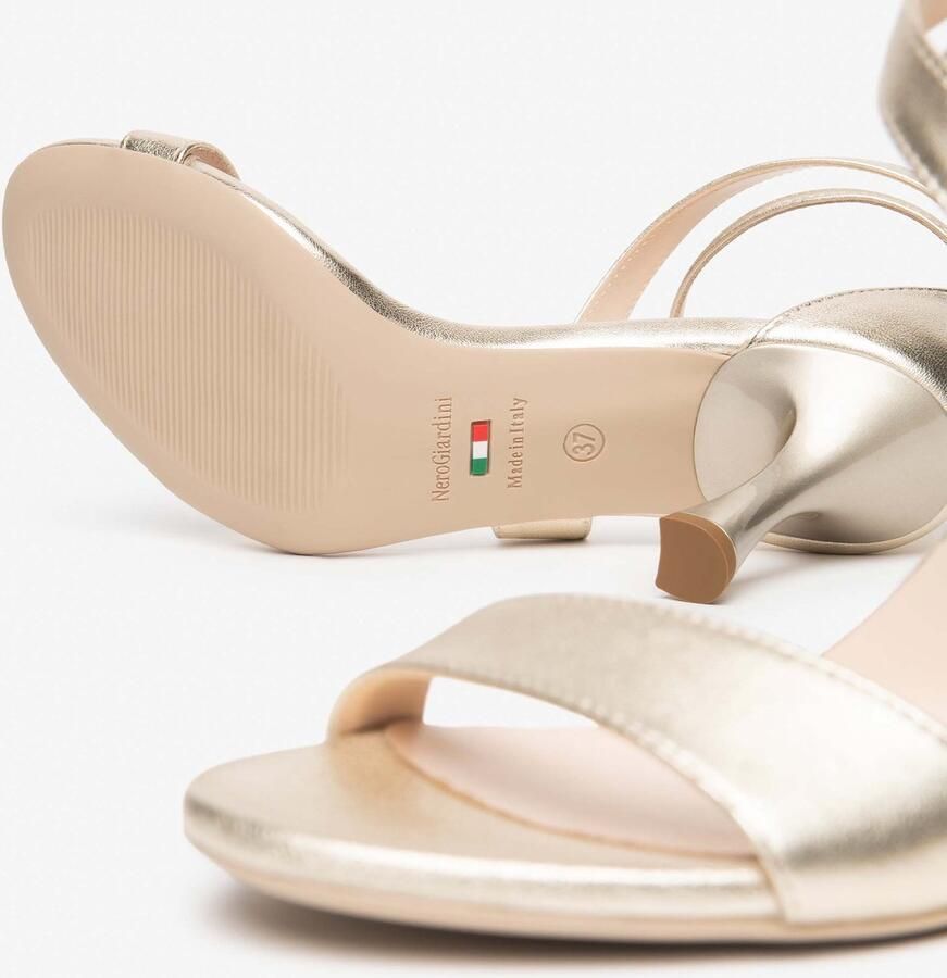 NeroGiardini Sandalen Etoile Sand Tpu Aida Alima Natur Fashion Wear Vrouwen