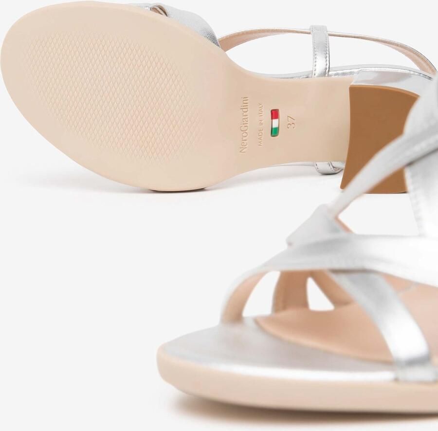 NeroGiardini Sandalen Gegelamineerd Tr Melilla Natuurlijk Fashion Wear Vrouwen