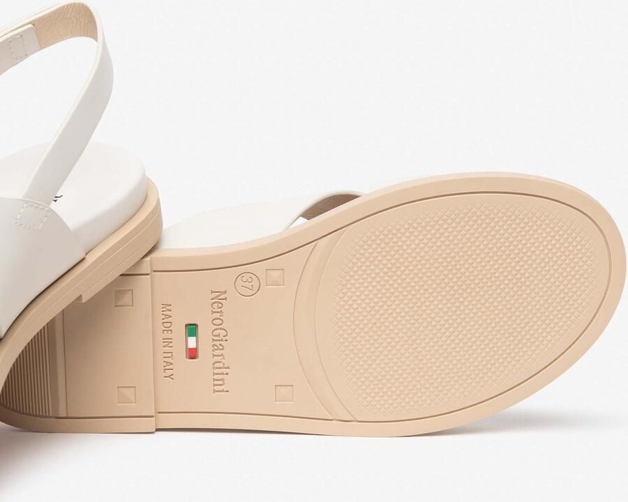 NeroGiardini Sandalen Sparta Tr Terralba 7956 Nat Fashion Wear Vrouwen