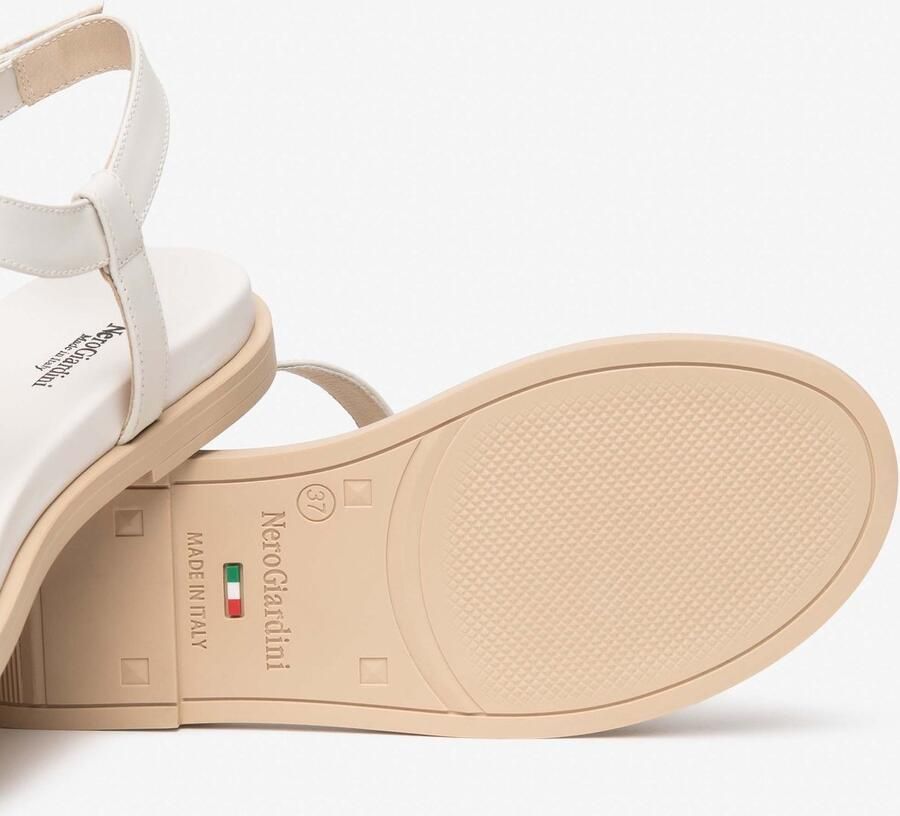 NeroGiardini Sandalen Sparta Tr Terralba 7956 Nat Fashion Wear Vrouwen
