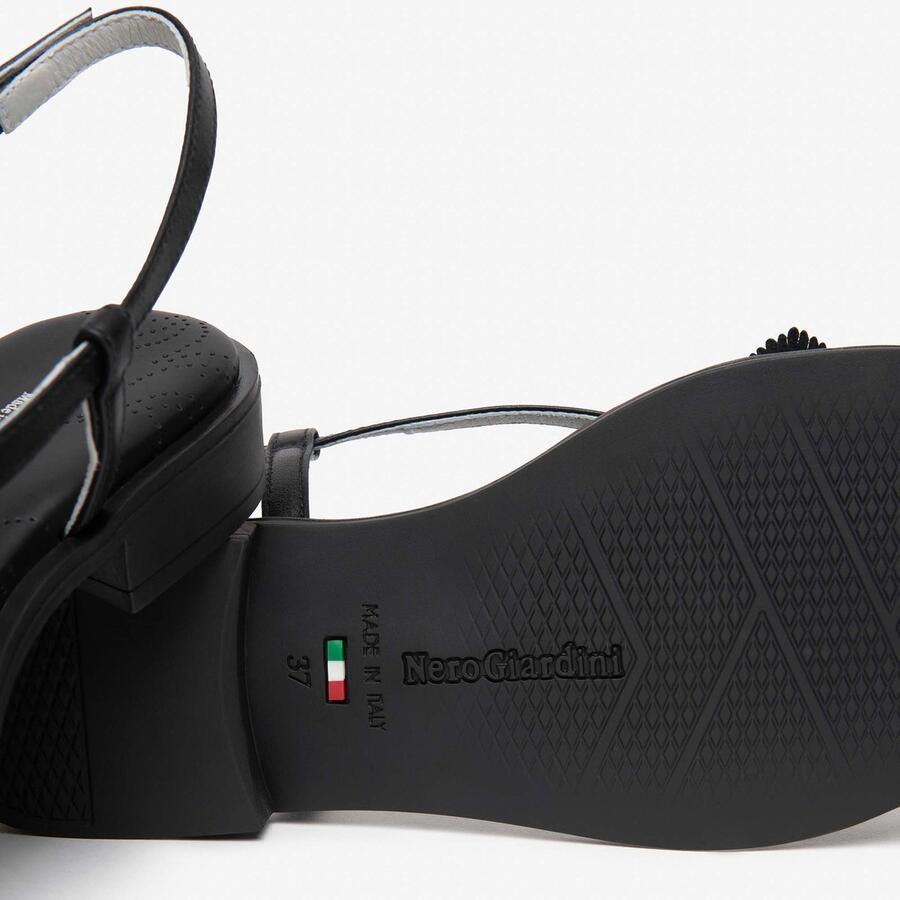 NeroGiardini Sandalen Tamigi Tr Accra 592 Co Fashion Wear Vrouwen