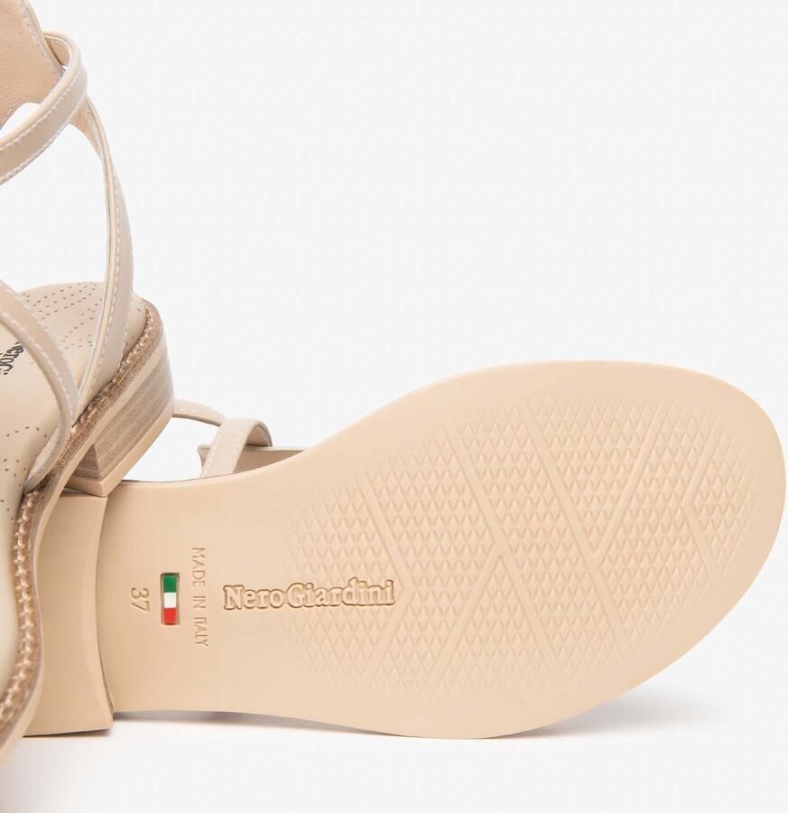 NeroGiardini Sandalen Tamigi Tr Bevagna 592 Beige Fashion Wear Vrouwen