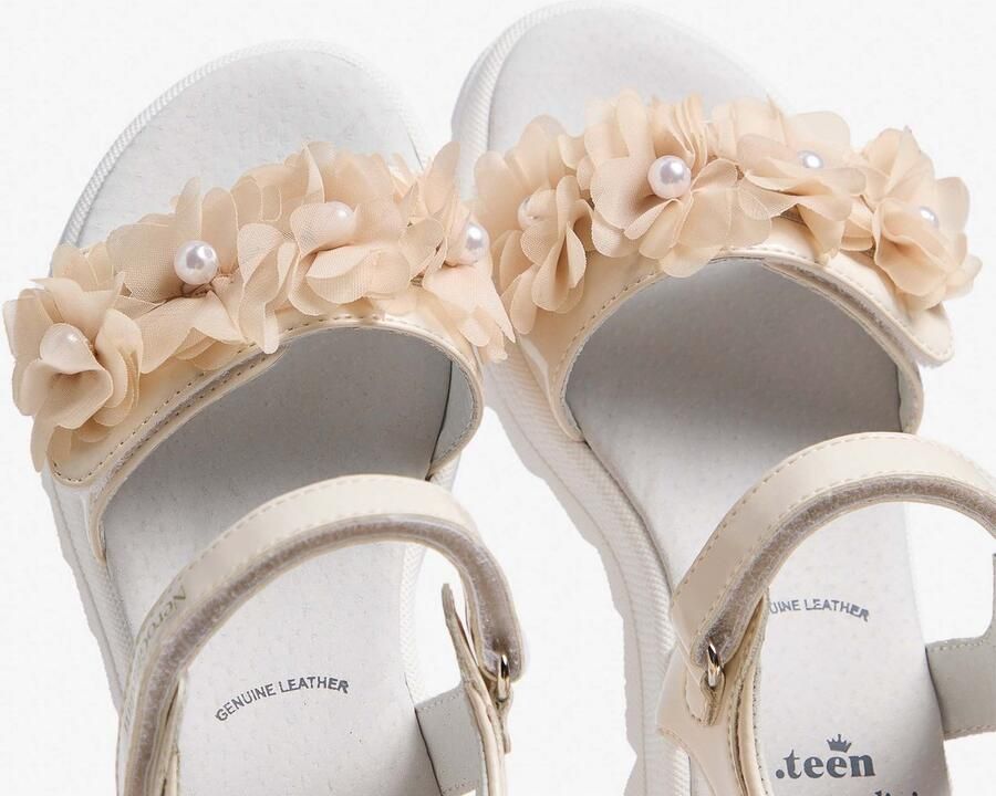 NeroGiardini Sandalen T.Cristallo Summer L Velour Yoghurt Tr Briga 691 Bi Fashion Wear Kinderen