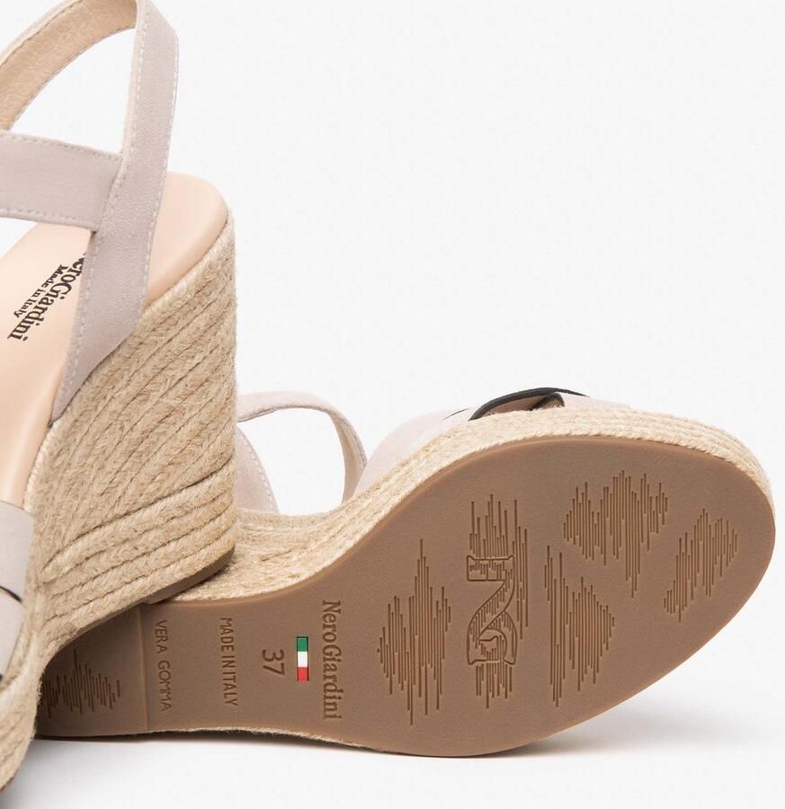 NeroGiardini Sandalen Velour Pu.Linde P15561 Rico Fashion Wear Vrouwen