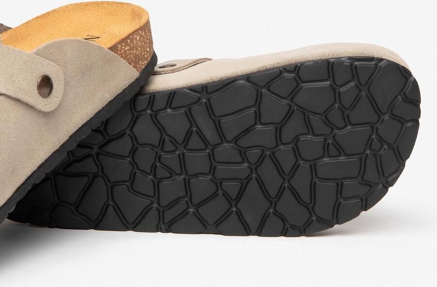 NeroGiardini Slippers Cr.Scamosciato Pu 335 Fashion Wear Vrouwen