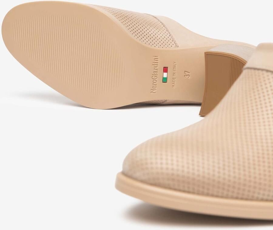 NeroGiardini Slippers Elba Tr Capua Natuur+G. Fashion Wear Vrouwen