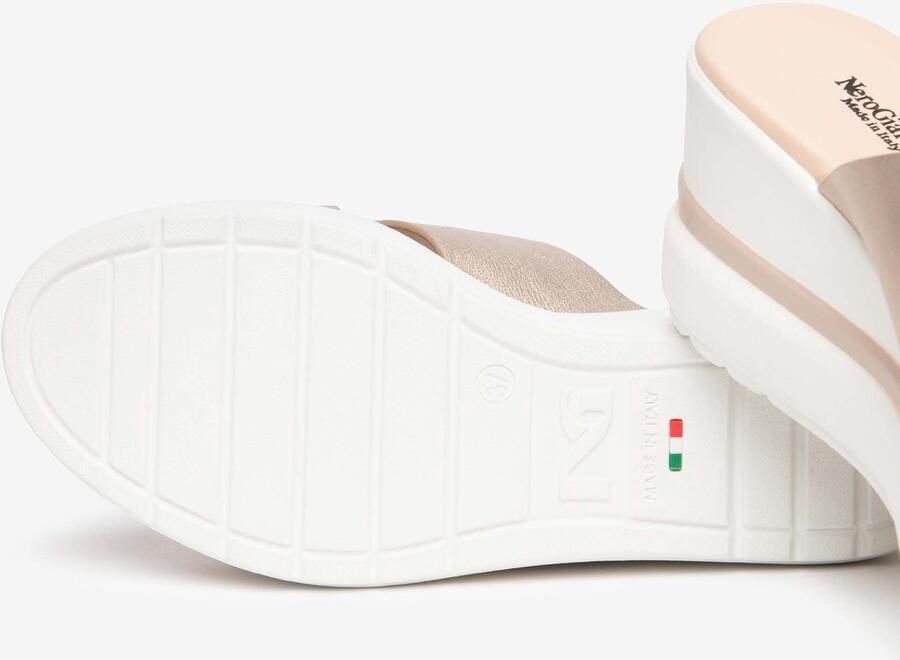 NeroGiardini Slippers Etoile Sand Pu.Alicante P18383 B Fashion Wear Vrouwen