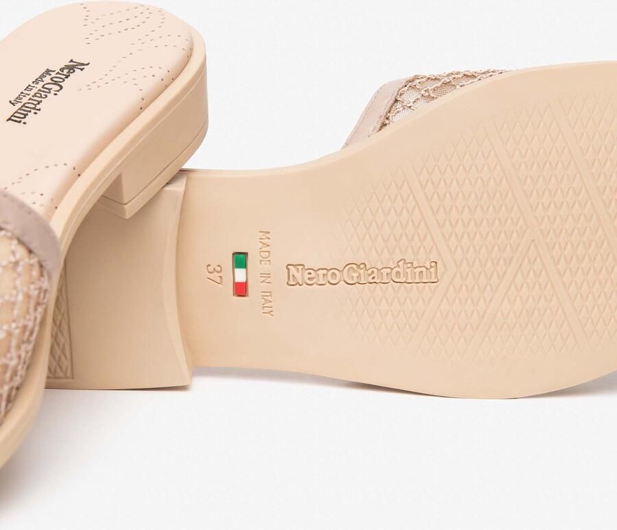 NeroGiardini Slippers Pandora Nappa T.Palladium Net Roze Tr Accra 592 Be Fashion Wear Vrouwen