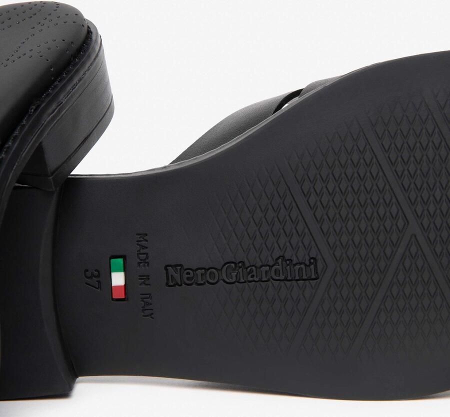 NeroGiardini Slippers Tamigi T.Brill Argento Tr Bevagna 592 Fashion Wear Vrouwen