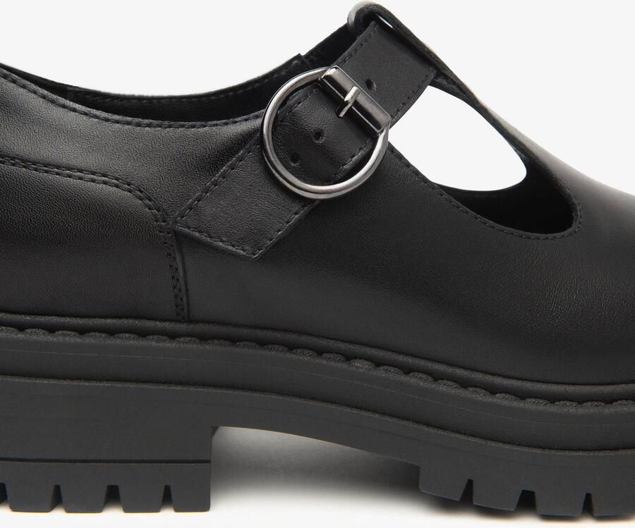 NeroGiardini Sneaker Zwarte Handschoen Tr Folgaria 9120 009 Fashion Wear Vrouwen