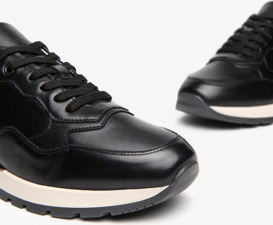 NeroGiardini Sneaker Zwarte Handschoen Tr Orvieto 9600 001 Marr. Fashion Wear Volwassen