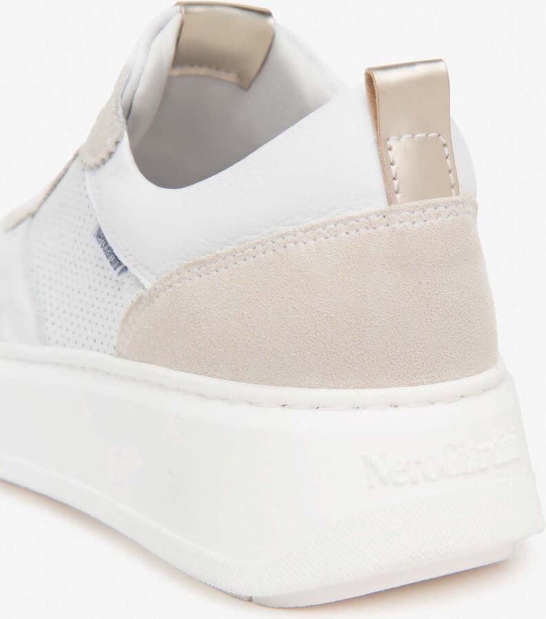 NeroGiardini Sneakers Velour Cile Bianco Cile Bianco T.Brill Platino 607 Fashion Wear Vrouwen