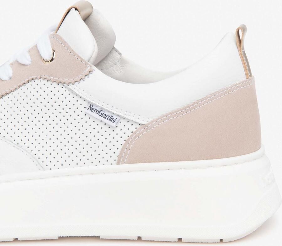 NeroGiardini Sneakers Velour Cile Bianco T.Brill Platino 607 Fashion Wear Vrouwen