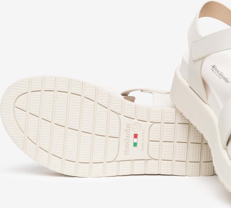 NeroGiardini Sparta Tr Pamplona 9681 005 Sandalen Fashion Wear Vrouwen