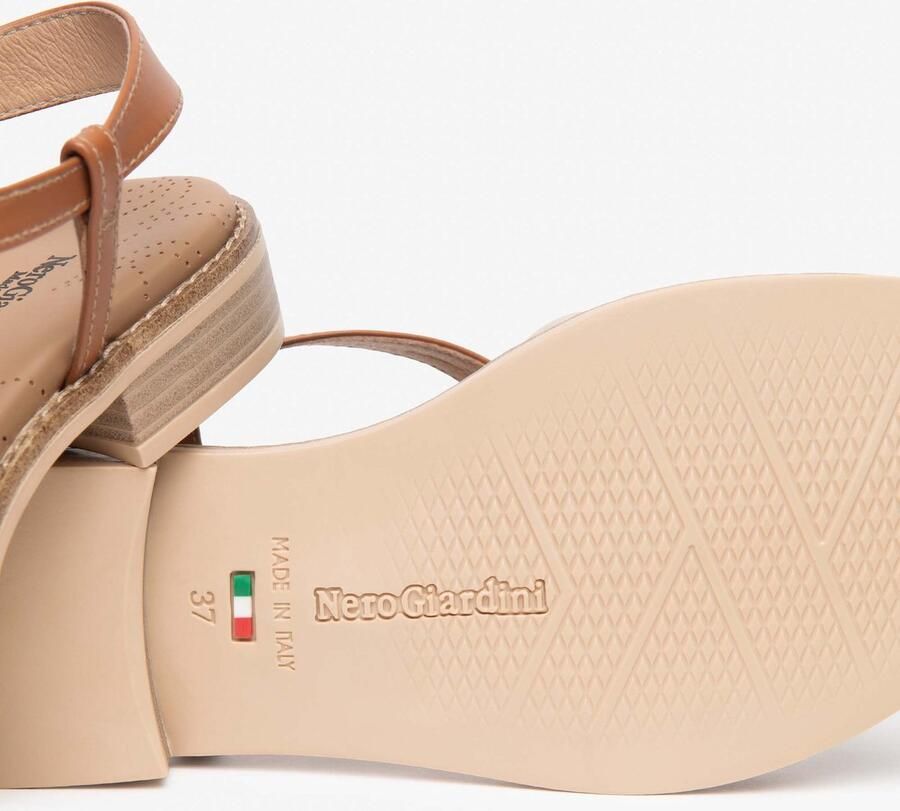 NeroGiardini Tamigi T.Brill Platino 6074 Armenia Cognac Tr Beva Sandalen Fashion Wear Vrouwen