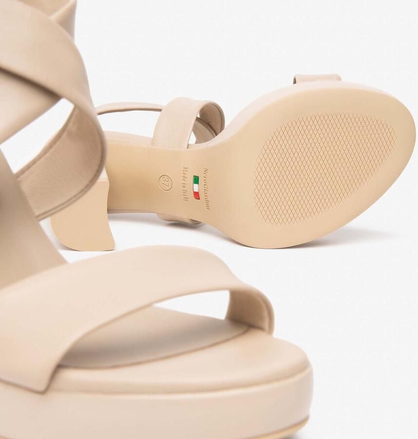 NeroGiardini Tamigi Tpu Astana Plato' 83 Sandaal Fashion Wear Vrouwen