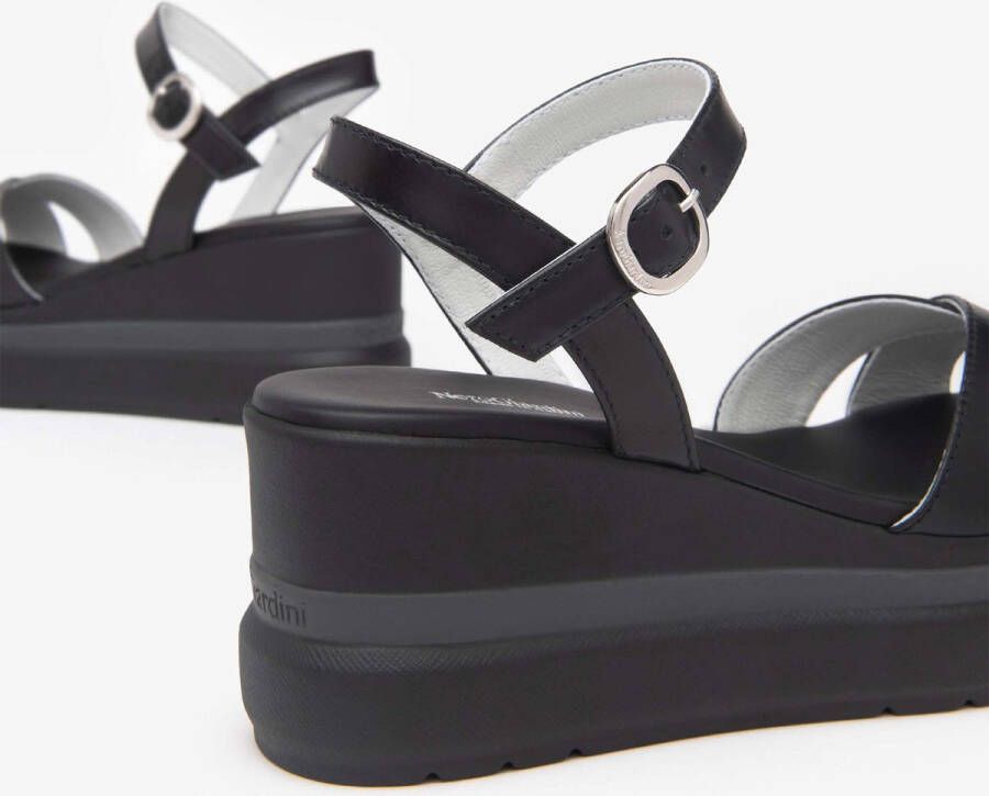 NeroGiardini Sandalen Barolo Pu.Alicante P18383 N Streetwear Vrouwen