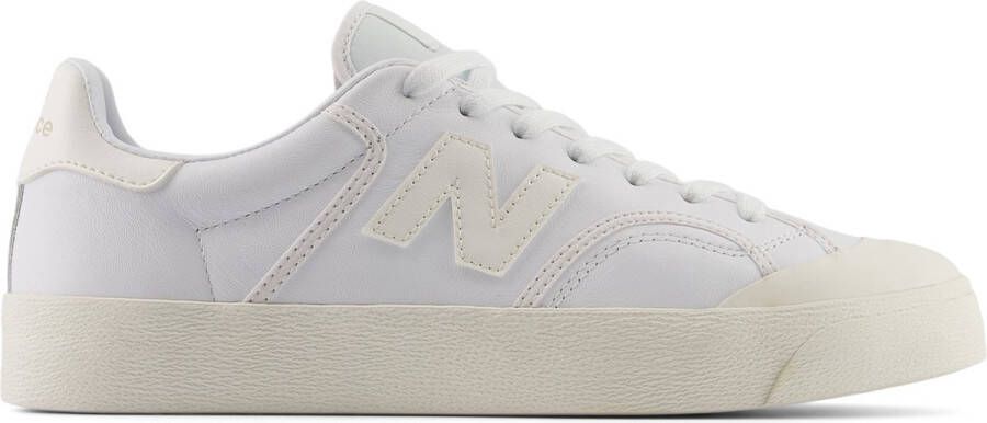 New Balance 100 Unisex Sneakers WHITE