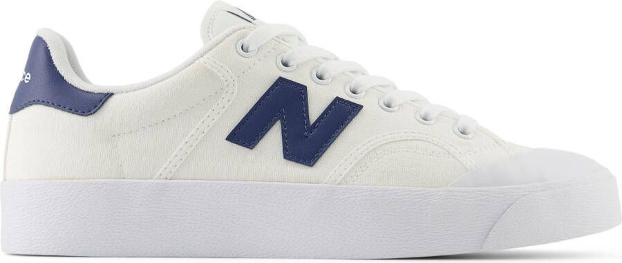 New Balance 100 Unisex Sneakers WHITE