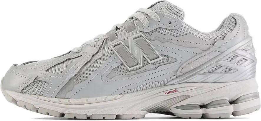 New Balance 1906D Protection Pack Zilver
