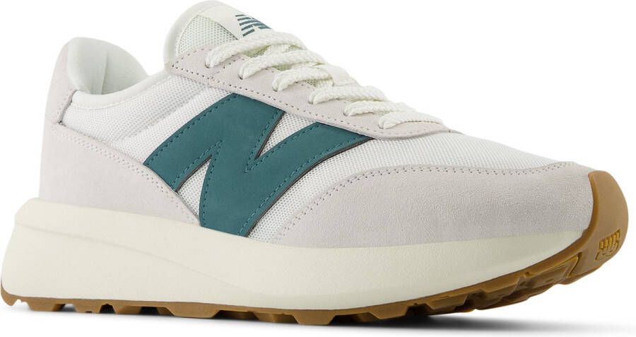 New Balance 370 Running in beige formaten: 41.5