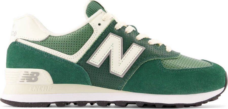 New Balance 574 sneaker met leren en suède details