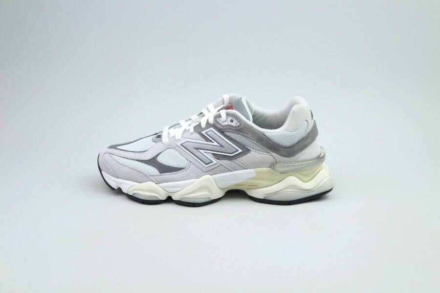 New Balance 9060 Schoenen Grijs Maat: 38.5 Mesh Synthetisch Foot Locker