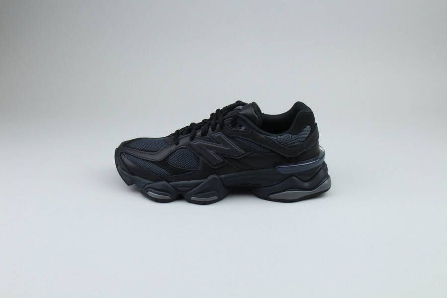 New Balance 9060 'Zwart Leer'